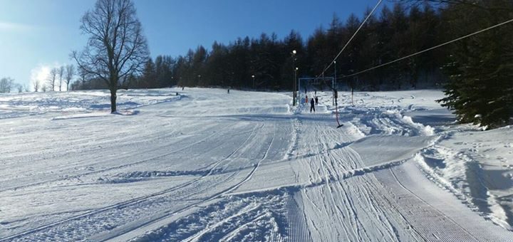 Tolles Skiwetter. Heute ist bis 21 Uhr geöffnet.